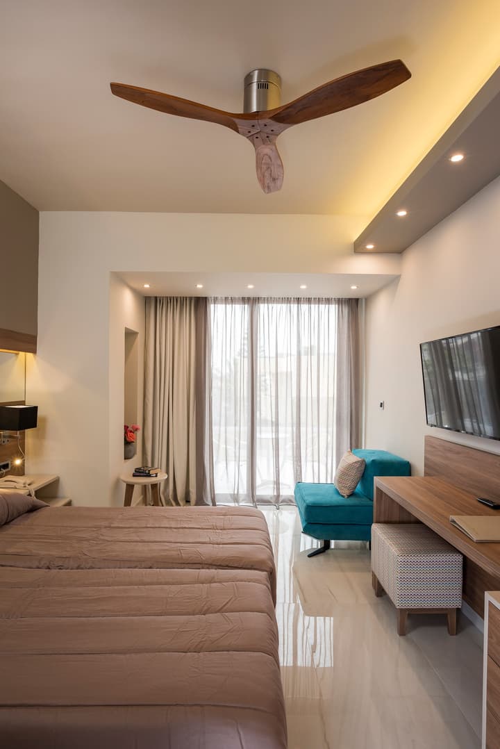 Atrion Hotel
