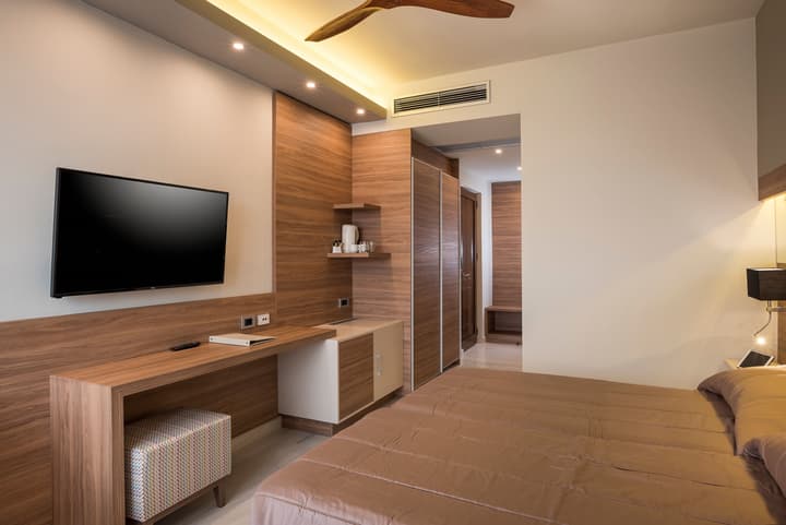Atrion Hotel