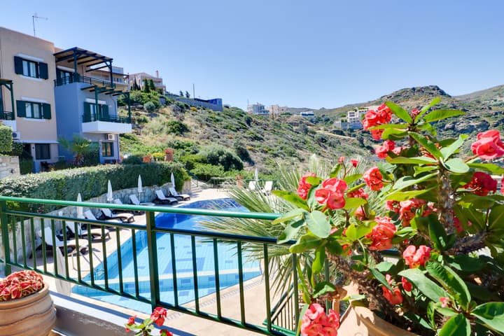 Erivolos Hotel Apartments