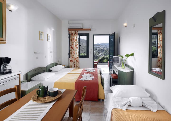 Erivolos Hotel Apartments