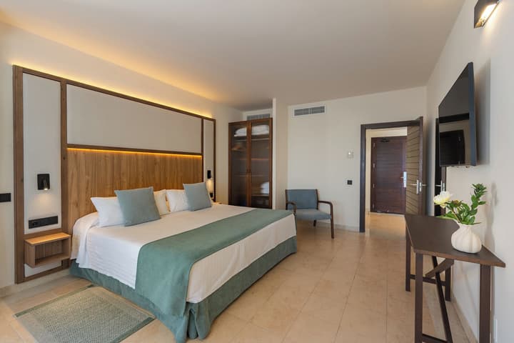 Impressive Playa Granada Golf