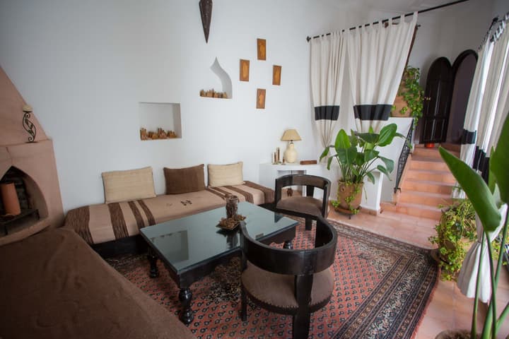 Riad Noor Charana