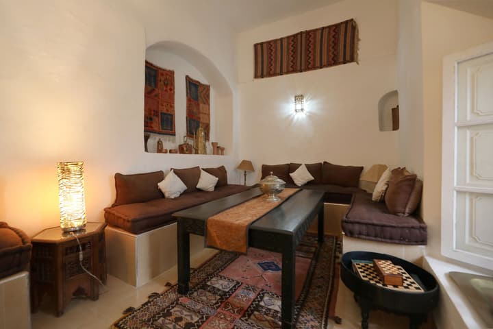 Riad Noor Charana