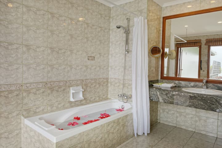 Villa Park Sun Island Resort