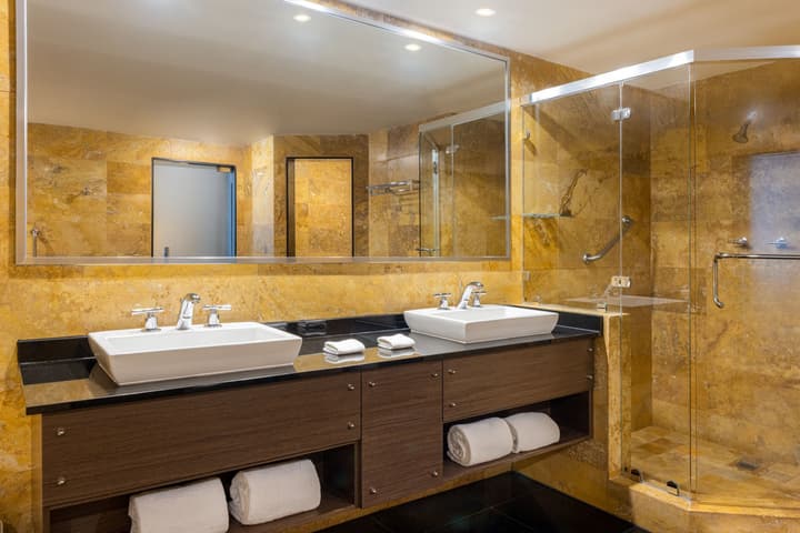 Le Meridien Panama