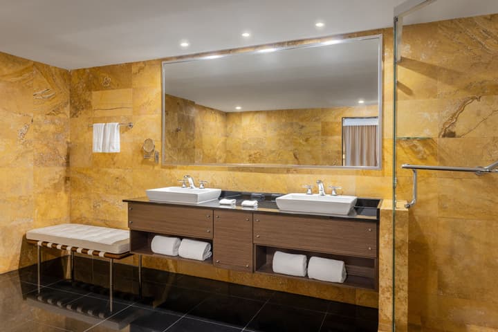 Le Meridien Panama