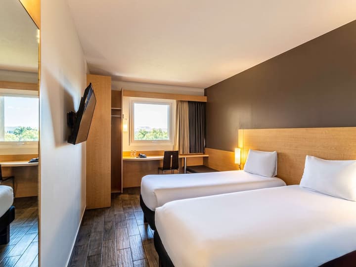 Ibis Merida