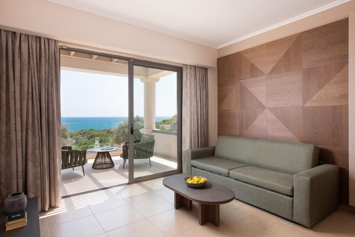 Kresten Royal Euphoria Resort