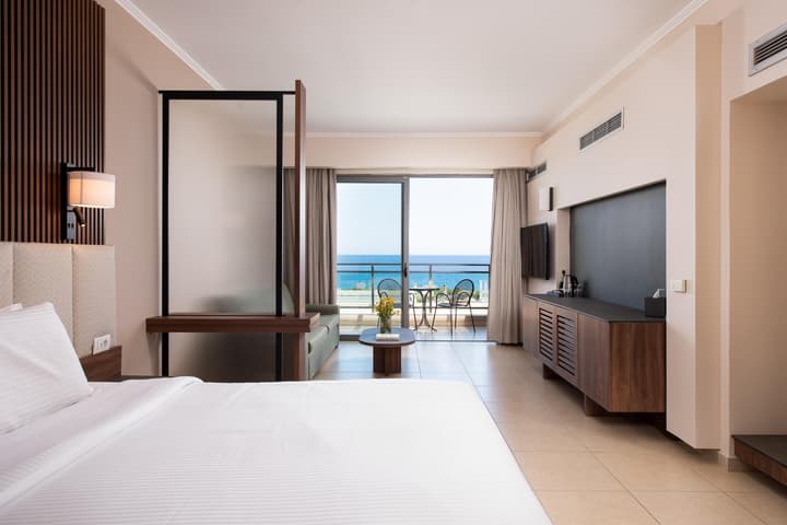 Kresten Royal Euphoria Resort