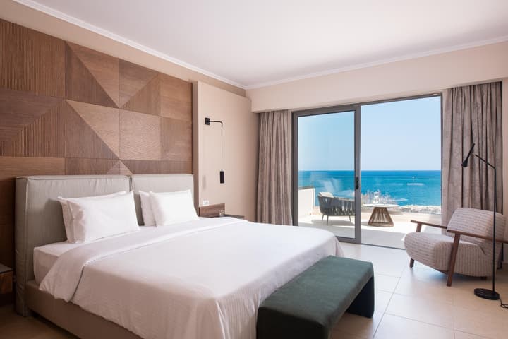 Kresten Royal Euphoria Resort