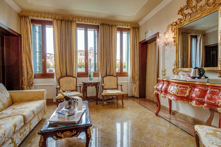 Hotel Canal Grande