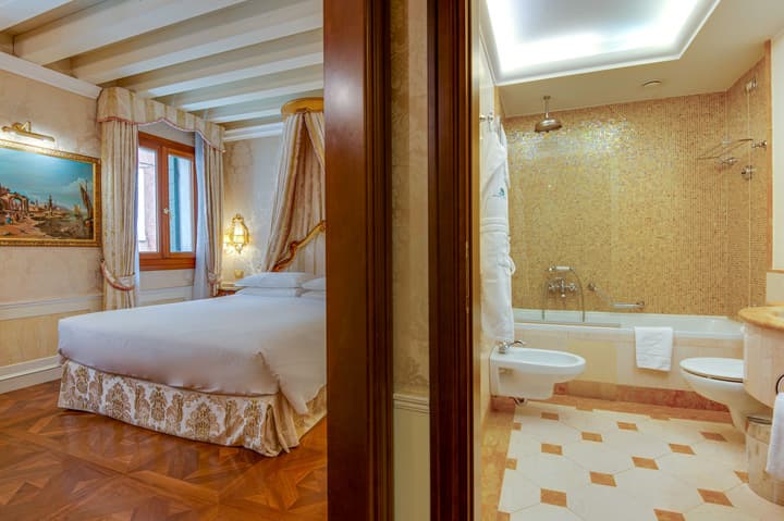 Hotel Canal Grande