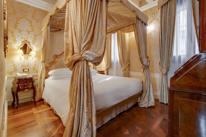 Hotel Canal Grande