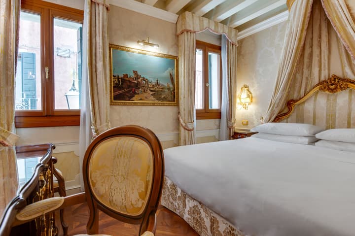 Hotel Canal Grande