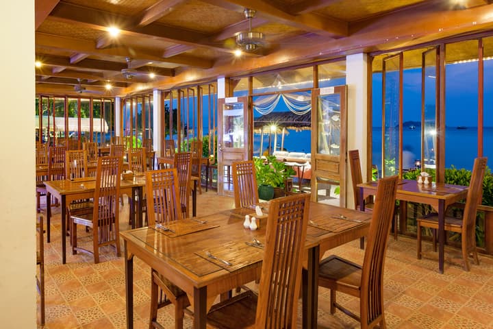 P. P. Erawan Palms Resort