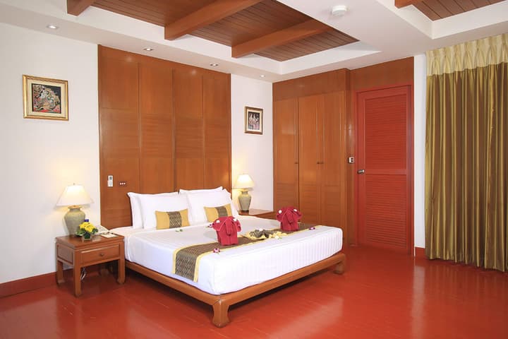 P. P. Erawan Palms Resort