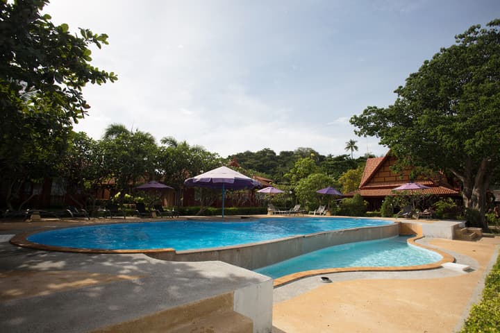P. P. Erawan Palms Resort