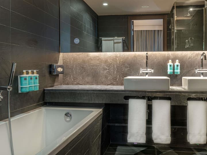 Novotel Barcelona City