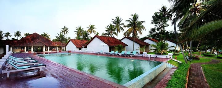 Abad Whispering Palms