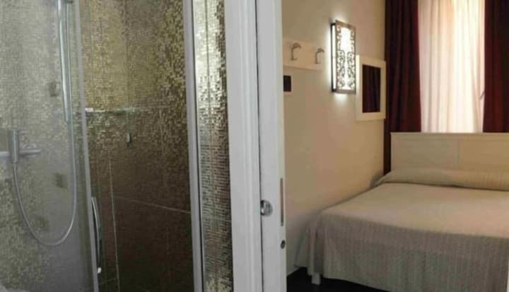 Hotel Aaron