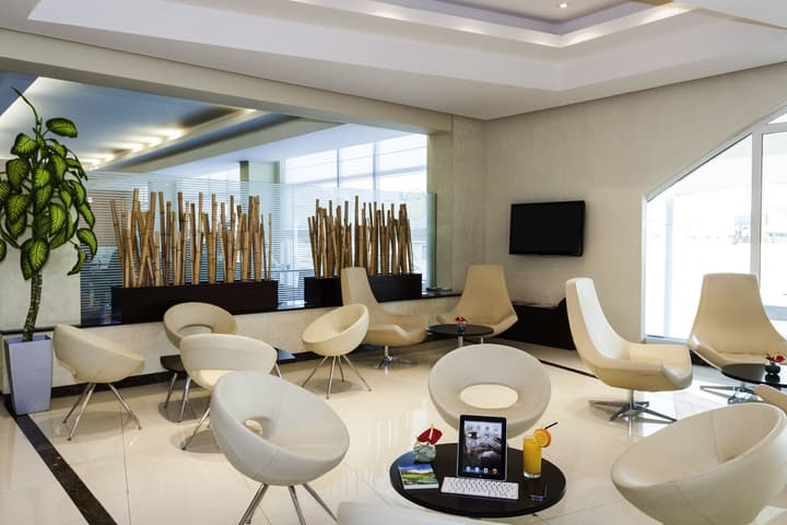 ibis Muscat
