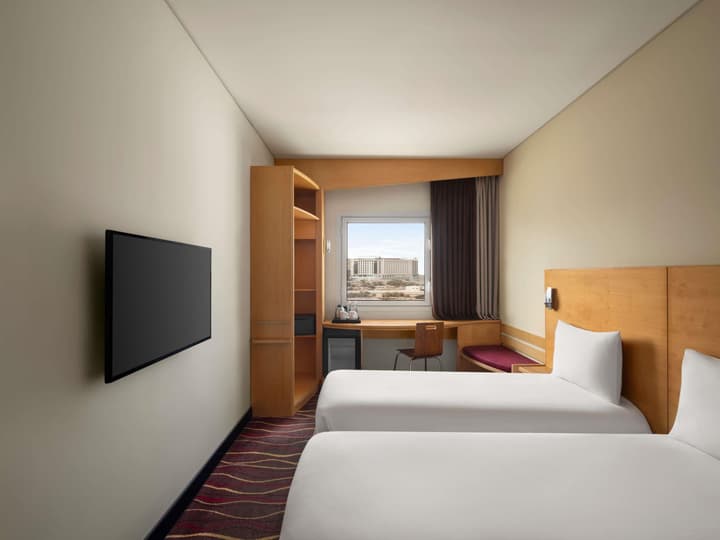 ibis Muscat