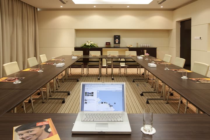 ibis Muscat