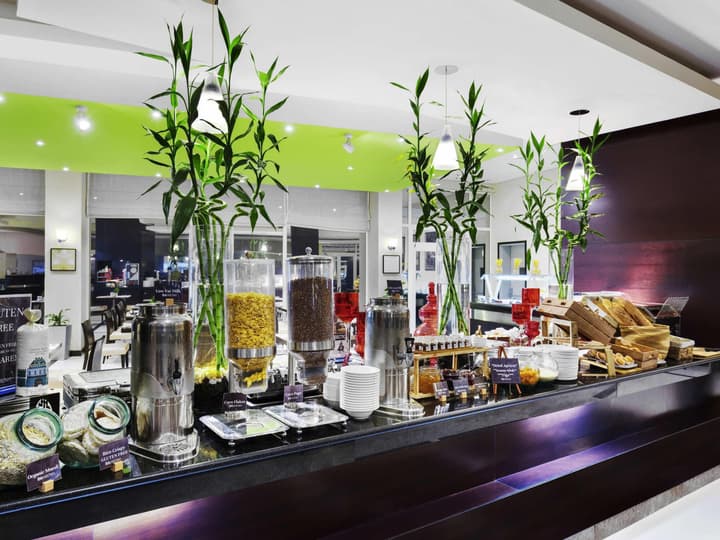 ibis Muscat