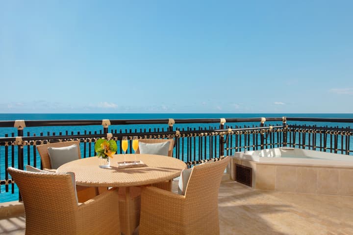 Dreams Riviera Cancun Resort & Spa - All Inclusive