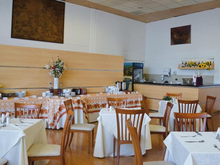 Hotel Nippon