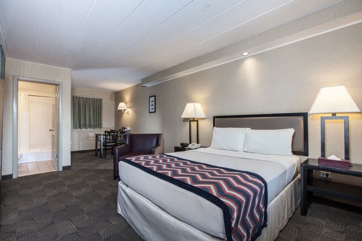 Carlton Inn Midway