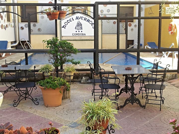 Averroes Hotel