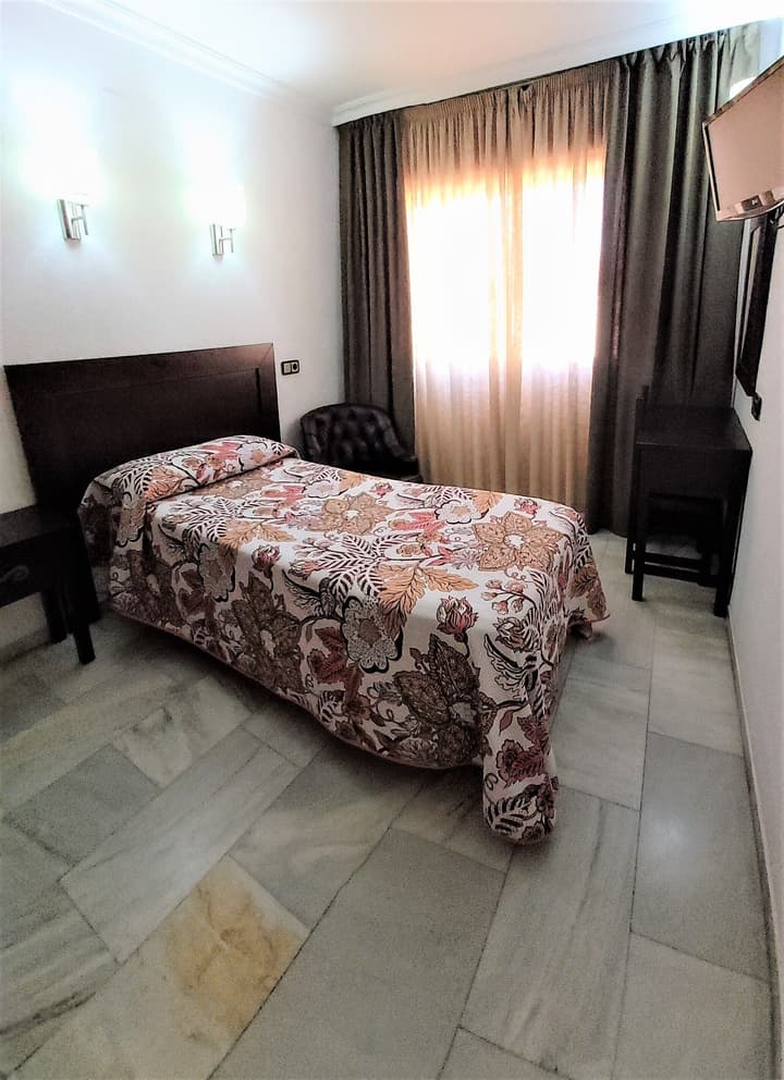 Averroes Hotel