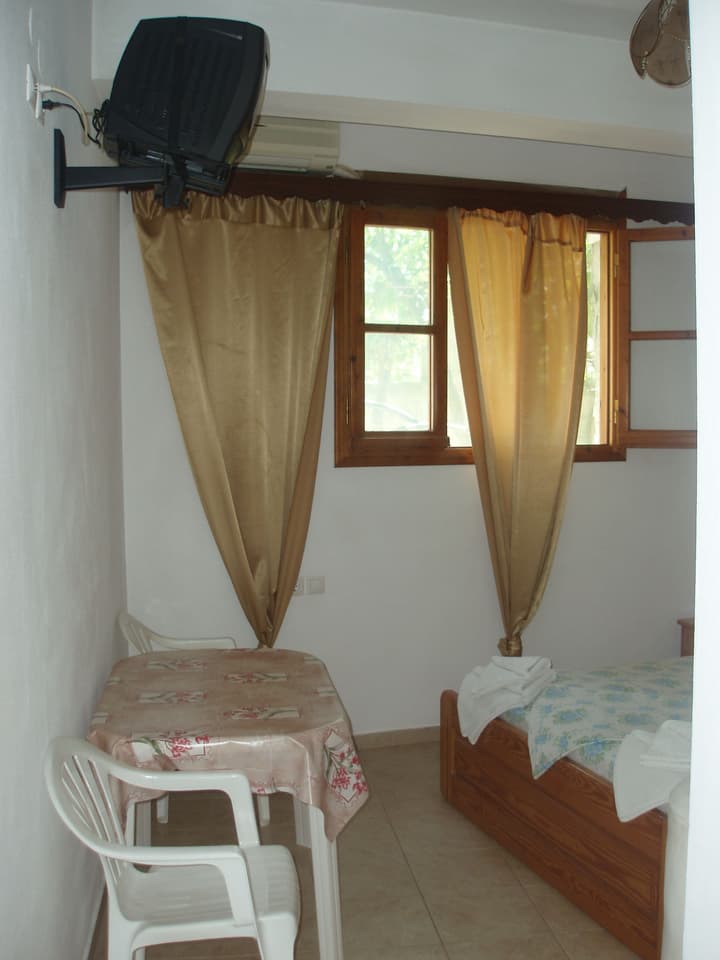 Hellen Studios
