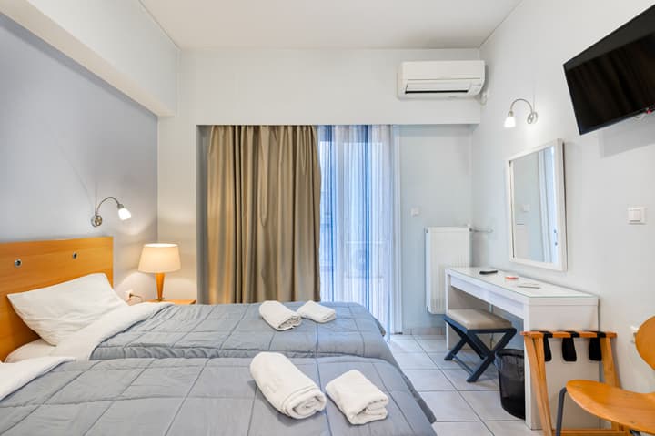 Diros Hotel