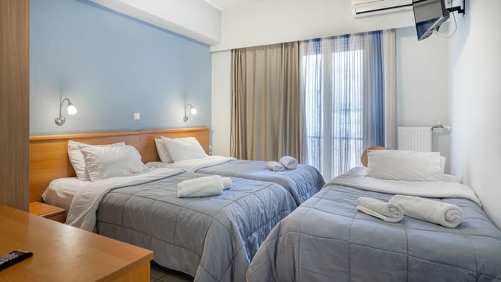 Diros Hotel
