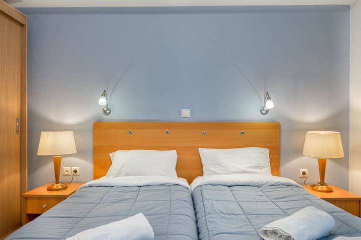 Diros Hotel