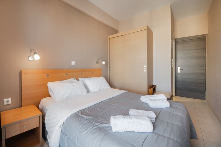 Diros Hotel
