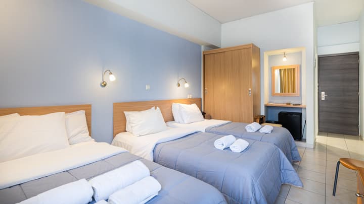 Diros Hotel