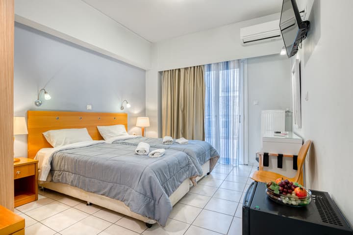 Diros Hotel
