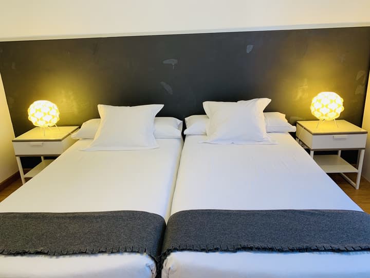 Super Balmes Guest House