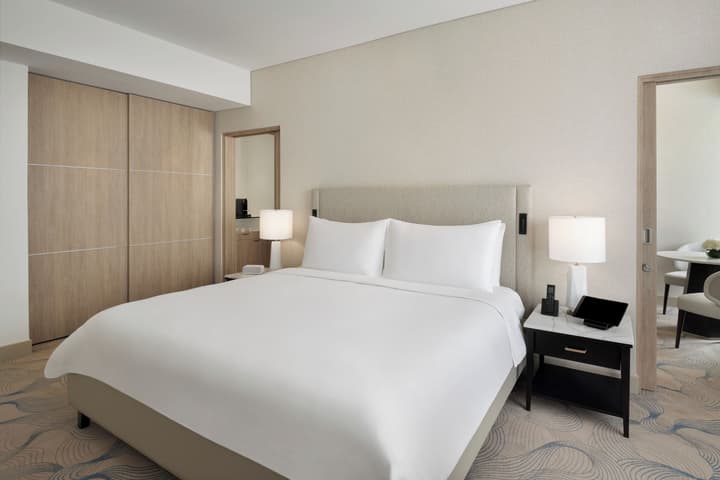 JW Marriott Hotel Marina
