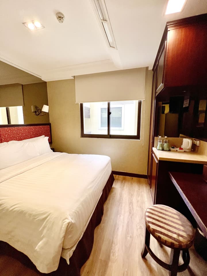 Nostalgia Hotel