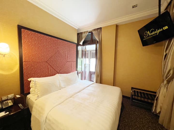 Nostalgia Hotel