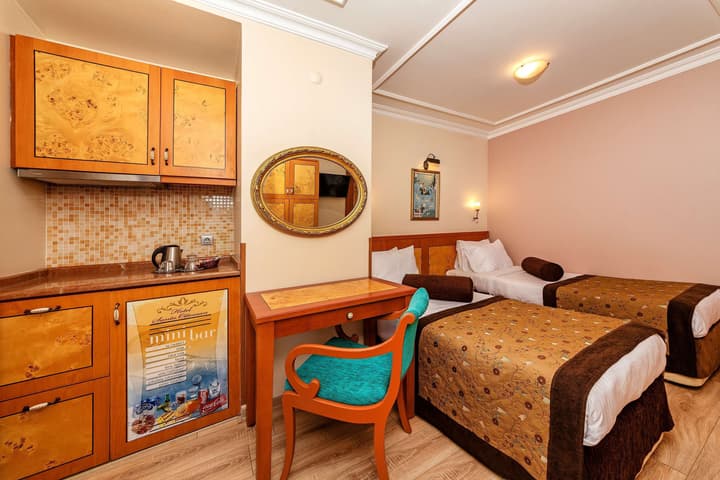Santa Ottoman Hotel