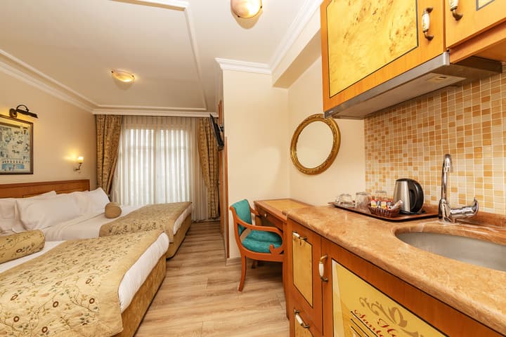 Santa Ottoman Hotel