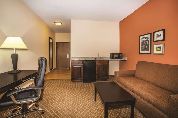La Quinta Inn & Suites by Wyndham Ely