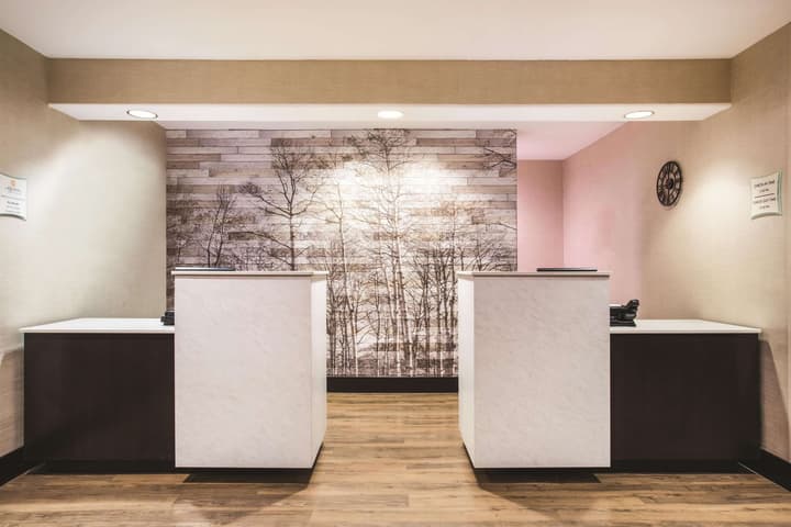 La Quinta Inn & Suites by Wyndham Ely