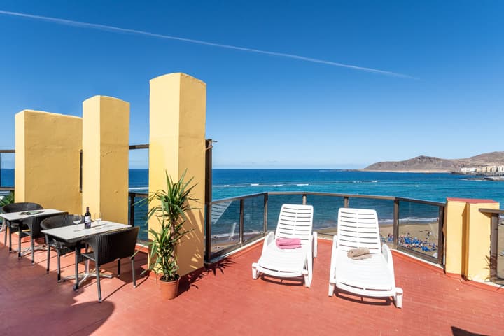 Apartamentos Colón Playa