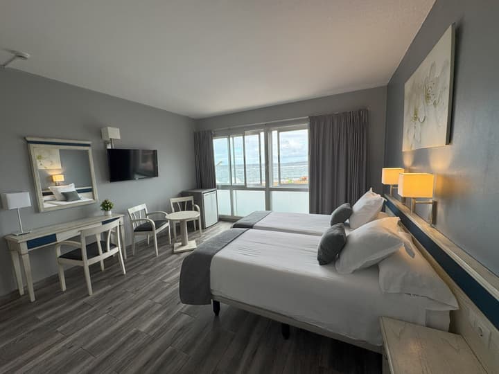 Apartamentos Colón Playa